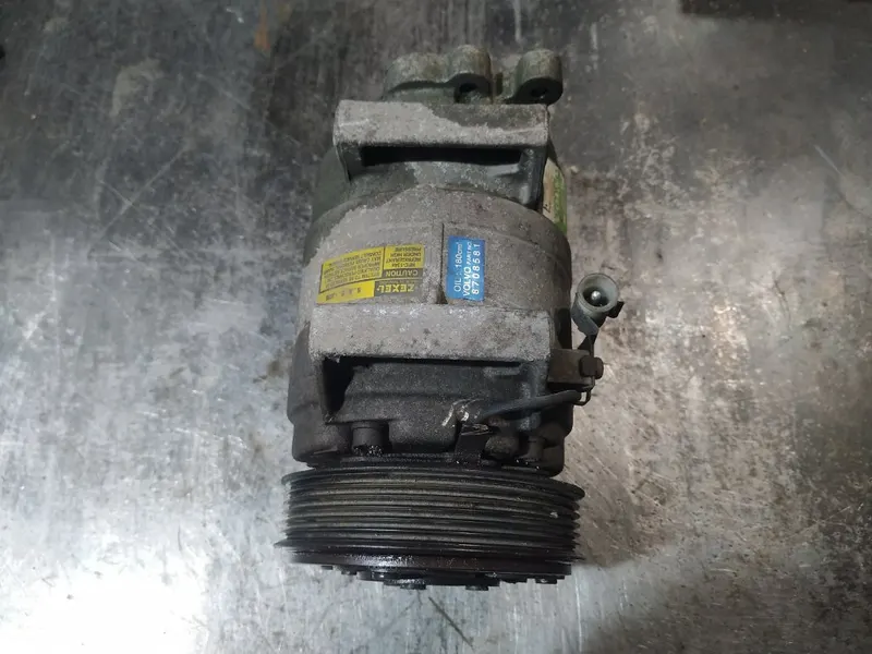 Фото: Компрессор кондиционера Volvo S60 P24 2000-2010