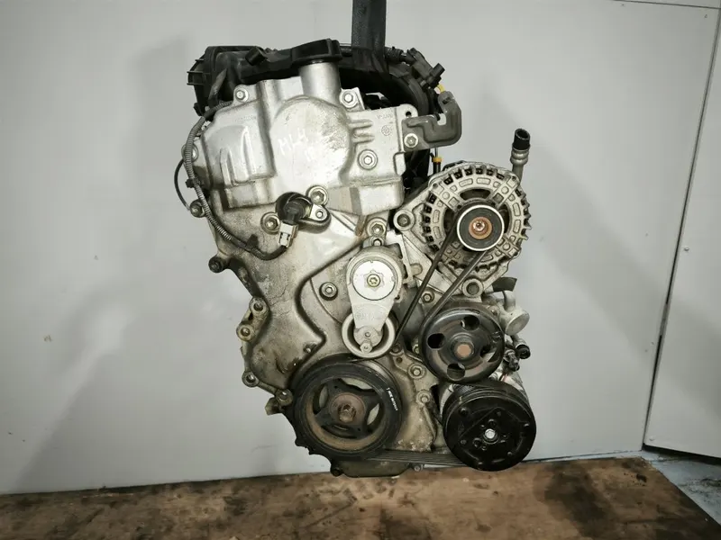 Фото: Двигатель Nissan Serena C25
