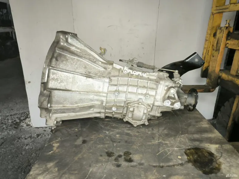 Фото: МКПП Nissan Atlas F24 2009