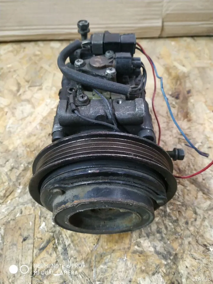 Фото: Компрессор кондиционера Subaru LEGASY BC5 1989-2004