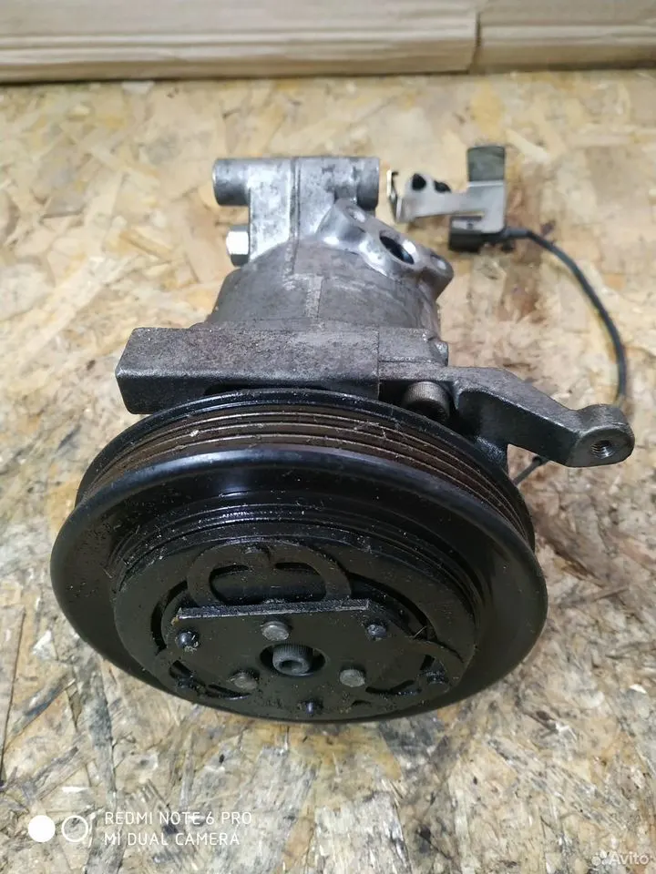 Фото: Компрессор кондиционера Subaru Impreza G12 2007-2012