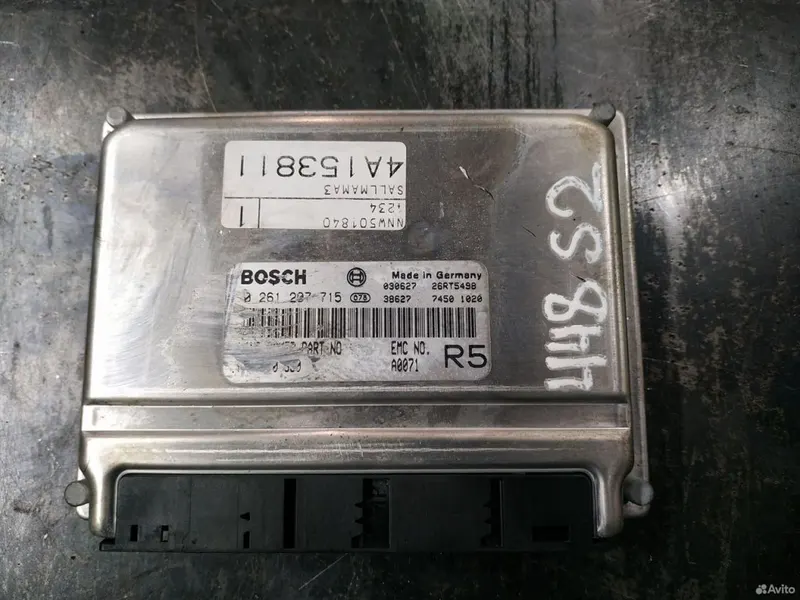 Фото: Блок управления двигателем Land Rover Range Rover L322 2002-2012