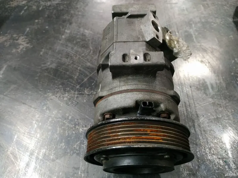 Фото: Компрессор кондиционера Mitsubishi Pajero V88W 2006-2022