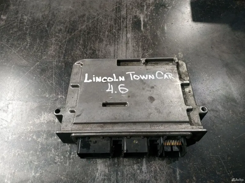 Фото: Блок управления двигателем Lincoln Town Car FN145 1997-2011