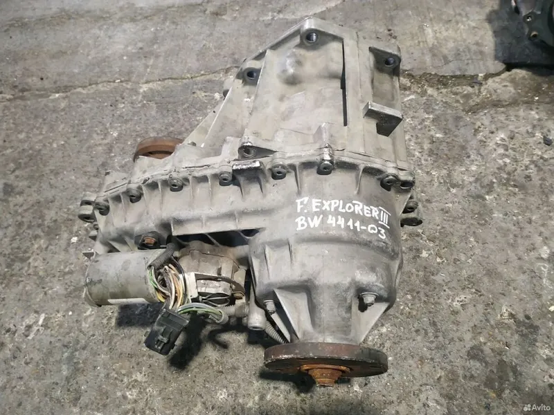 Фото: Раздаточная коробка Ford Explorer UN152 2001-2005