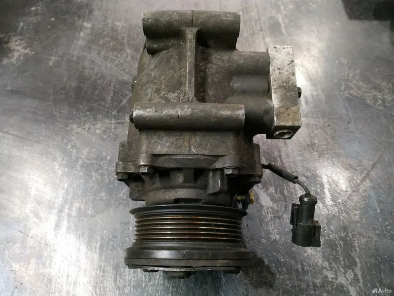 Фото: Компрессор кондиционера Ford Fusion JU 2002-2012