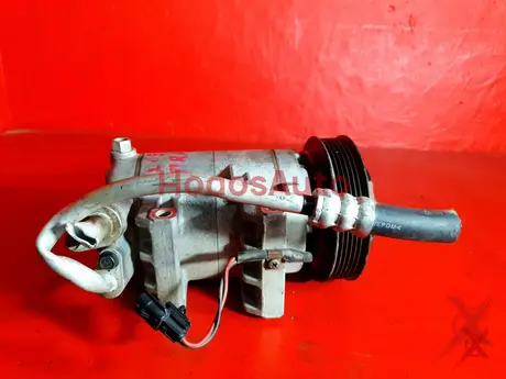 Фото: Компрессор кондиционера Renault Clio 2005-2013