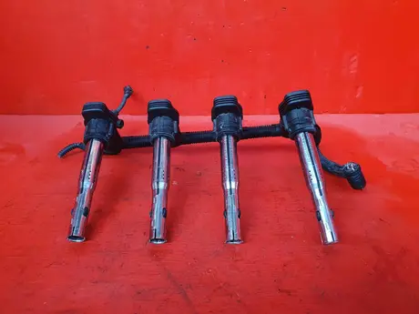 Фото: Катушка зажигания CAW