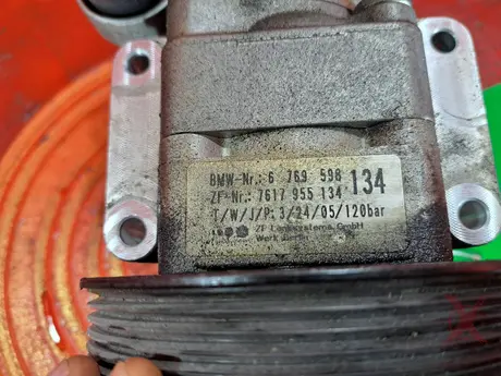Фото: Насос ГУР N46B20BA