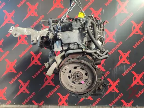 Фото: Двигатель YD25DDTI Nissan
