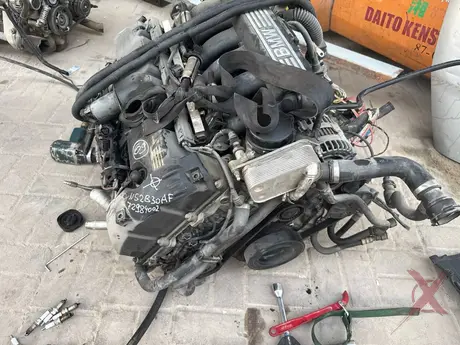Фото: Двигатель N52B30AF BMW