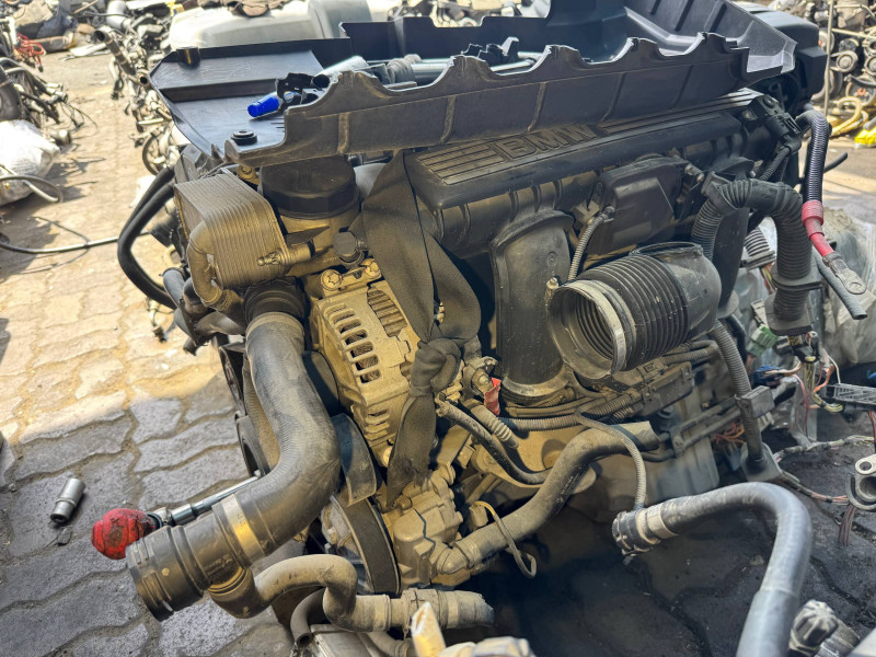 Двигатель N52B30AF