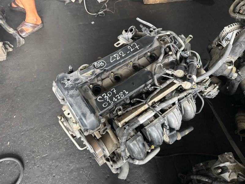 Двигатель C307